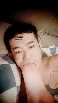 七奶奶舔女友的脚丫 JS250323-31