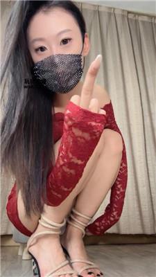 雅雅香水裸足吸 250322-19