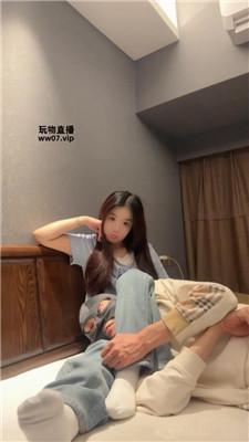 球球牛仔裤坐脸腿绞-白袜踩 bf51661