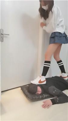 Da猫素人S-运动鞋黑长袜羞辱双视角版 bf51603