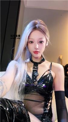 龙妈一边去一股小狗味 250321-10