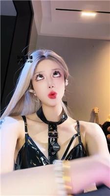 龙妈一边去一股小狗味 250321-10