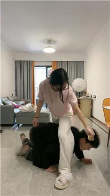 薇薇物化家具奴-伺候主子用餐 JS250322-5