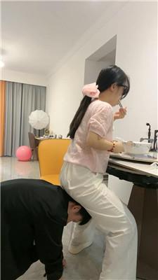 薇薇物化家具奴-伺候主子用餐 JS250322-5