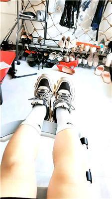 芏筄跪舔运动鞋白棉袜 JS250322-19