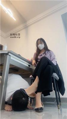 漫漫大人桌底视角-卑微舔脏鞋 JS250321-25
