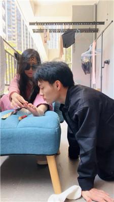 南月女神阳台臭脚丫羞辱家奴 JS250321-10