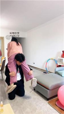 南月女神阳台臭脚丫羞辱家奴 JS250321-10