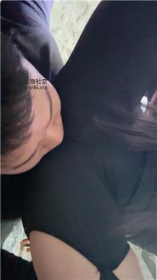 甜音坐脸窒息-白袜脚踩虐 bf51535