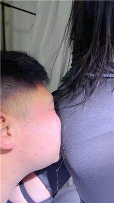 甜音坐脸窒息-白袜脚踩虐 bf51535