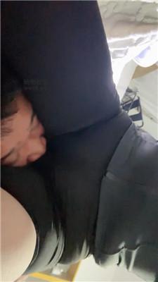 甜音坐脸窒息-白袜脚踩虐 bf51535