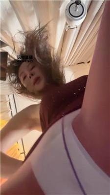 熙熙紫色更有韵味 250326-23