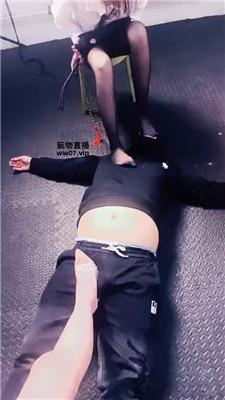 鸿运双女团双S姐妹花-刑房惩罚猥琐业主 bf51762