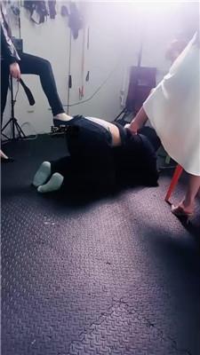 鸿运双女团双S姐妹花-刑房惩罚猥琐业主 bf51762