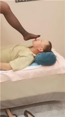 夸梨花钱让黑丝技师暴揍我下双视角版 bf51764