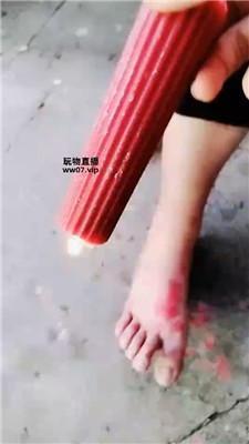 漂漂女主户外口球塞嘴捆绑虐 bf51844