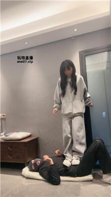 猴歌开发路边素人踩踏虐 bf51851