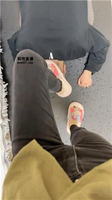 安安sama踩踏-近距离恋足舔 JS250330-22