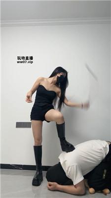 辣辣BB骑马狗爬-长靴全体重踩踏 bf51833