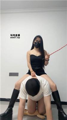 辣辣BB骑马狗爬-长靴全体重踩踏 bf51833