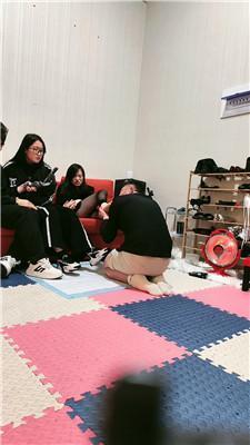 月焱双素人S-下跪舔脏鞋 JS250329-25