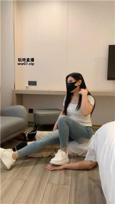 御清小白鞋踩踏-牛仔裤窒息双视角版 bf51814