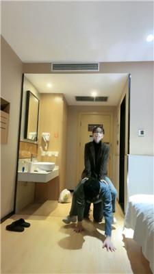 子衿殿下脏鞋棉袜踩-重度鞭打 JS250331-25