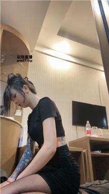 江湖狼黑丝高跟碾压踩贱奴 bf51882