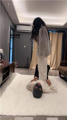 猴歌黑棉袜踩踏气味辱 JS250331-18