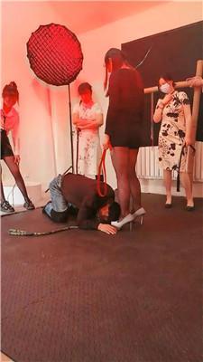 鸿运双女团4S-轮流重度鞭打双视角版 JS250331-22