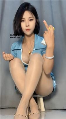 河南苏苏爆吸香水盯 250329-6