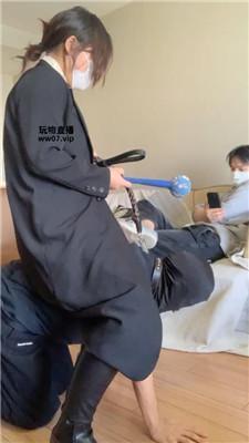 女生也能很暴力情侣主-脏鞋虐绿帽贱奴 JS250414-8