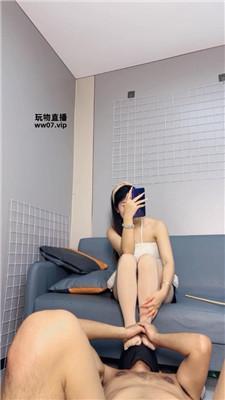 苏苏不苏高跟丝袜美腿踩虐贱奴 JS250413-01