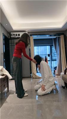 猴歌开发素人S-踩踏耳光踢裆 bf52292