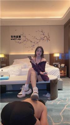 反差楠熙圣水盛宴-运动鞋白袜虐 bf52284