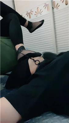 桃之妖妖黑丝酸臭脚蹂躏狗脸 JS250412-16