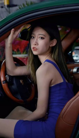 好文翻拍—女人是老虎