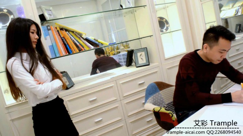 〖H.P.L栖心之栈〗—芷晴老师VS恋足的学生