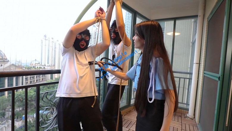 〖H.P.L栖心之栈〗—芷晴女警吊打俩犯人