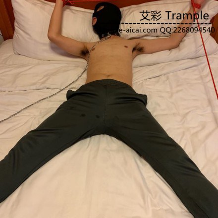 【VIVI】袜子堵嘴，大字型强迫施虐足控资源网|爱秀美图