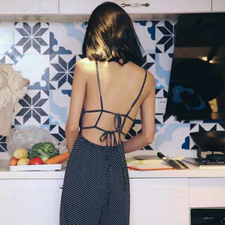 新人歆凝暴跳踩头踢裆足控资源网|爱秀美图