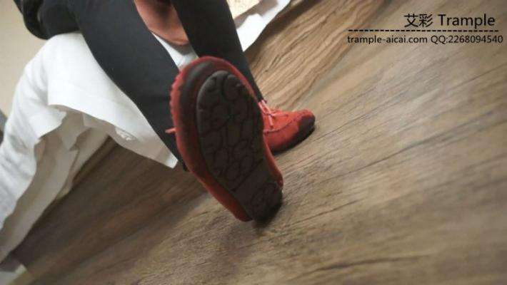 艺校学生美女的原味脏鞋足控资源网|爱秀美图