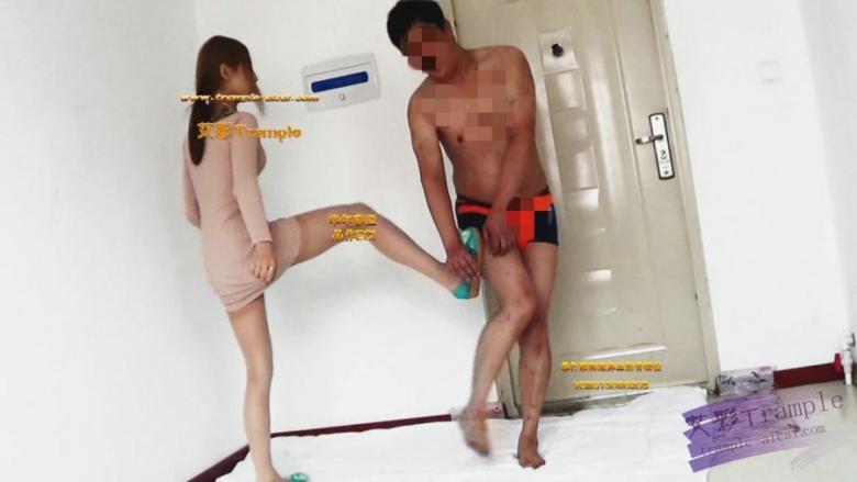 史上最残酷虐打 肋骨错位脸踹变型足控资源网|爱秀美图