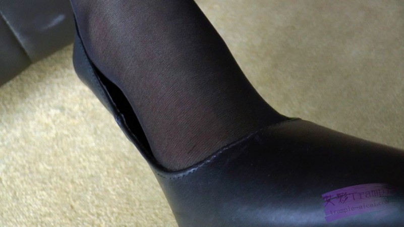 黑冰-腹黑经理脚侮辱落寞艺妓足控资源网|爱秀美图