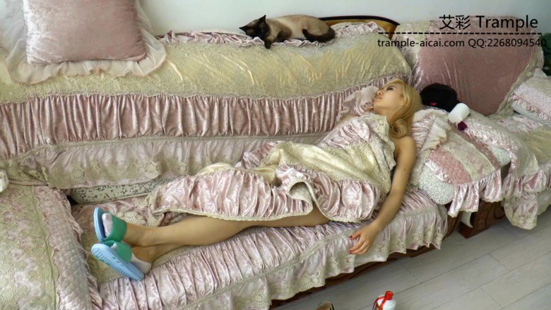 黑冰酒醉后偷舔船袜足控资源网|爱秀美图