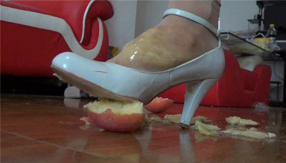 香蕉苹果踩成泥喂狗足控资源网|爱秀美图