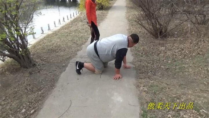 傲柔s野外骑乘+喂食足控资源网|爱秀美图