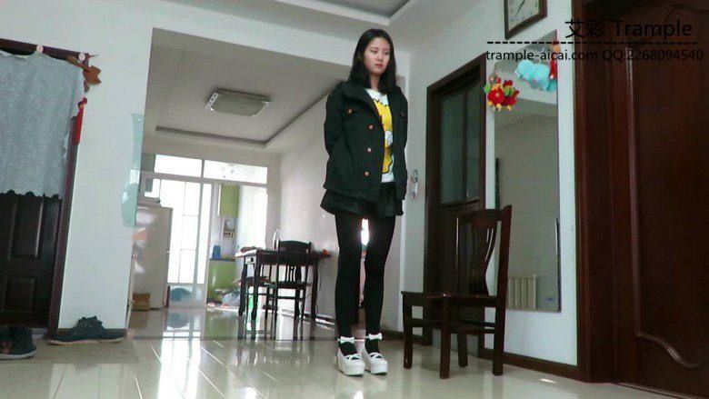 媛媛出演剧情！讨厌的经理最后做我的狗！足控资源网|爱秀美图