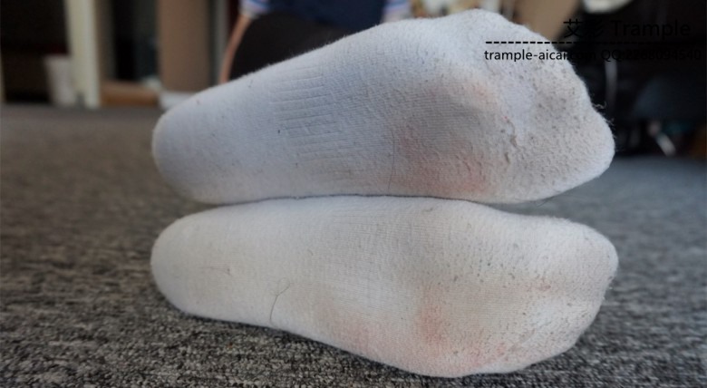 1个月超级原味棉袜脏臭运动鞋极致羞辱狠虐足控资源网|爱秀美图