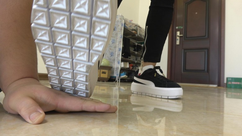 冷柔平底鞋暴喘猪头足控资源网|爱秀美图